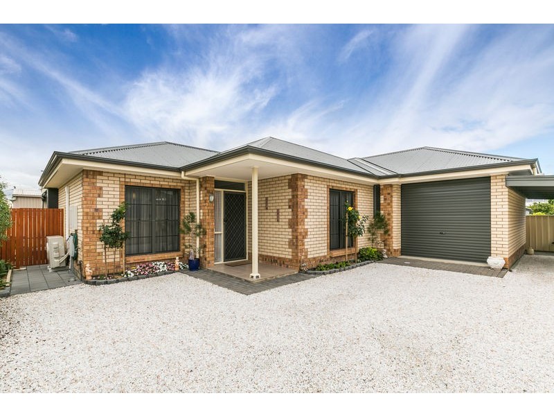 15a Nilpena Avenue, Park Holme SA 5043