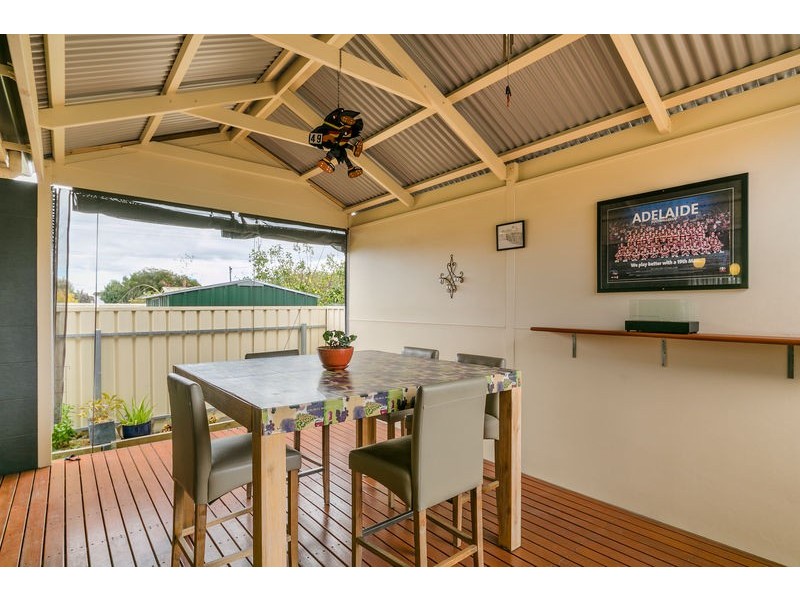 15a Nilpena Avenue, Park Holme SA 5043