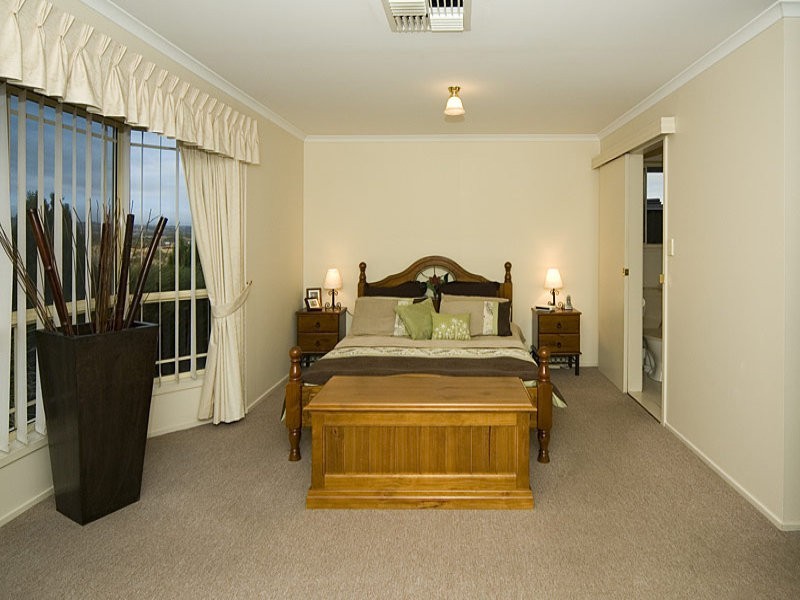 20 Charles Tank Drive, Sheidow Park SA 5158