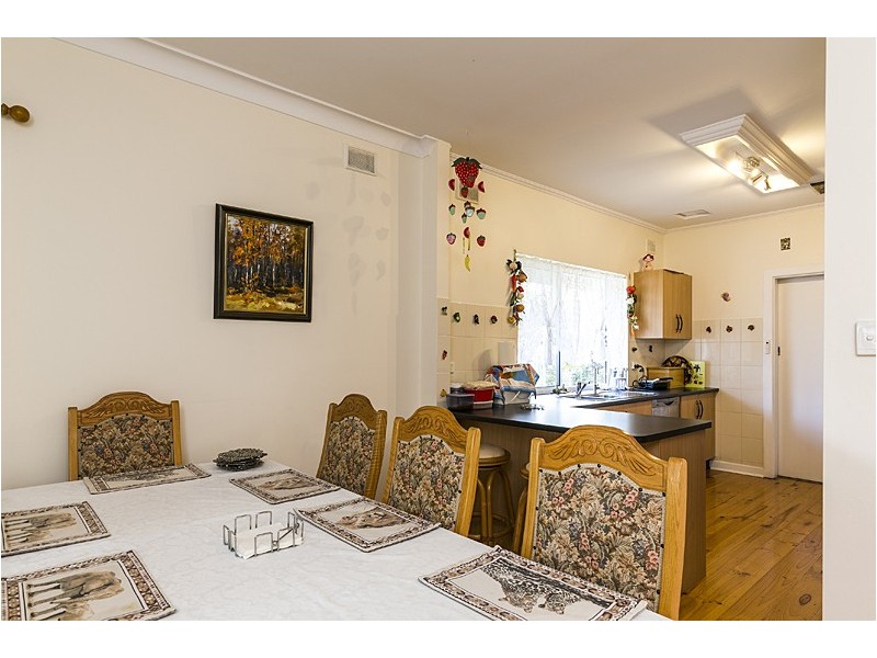 6 McGlasson Ave, Glenelg North SA 5045