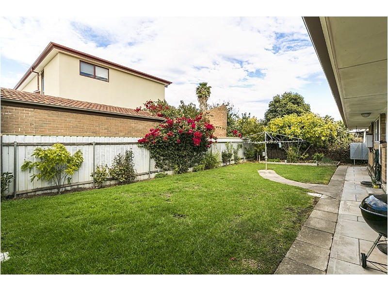 6 McGlasson Ave, Glenelg North SA 5045