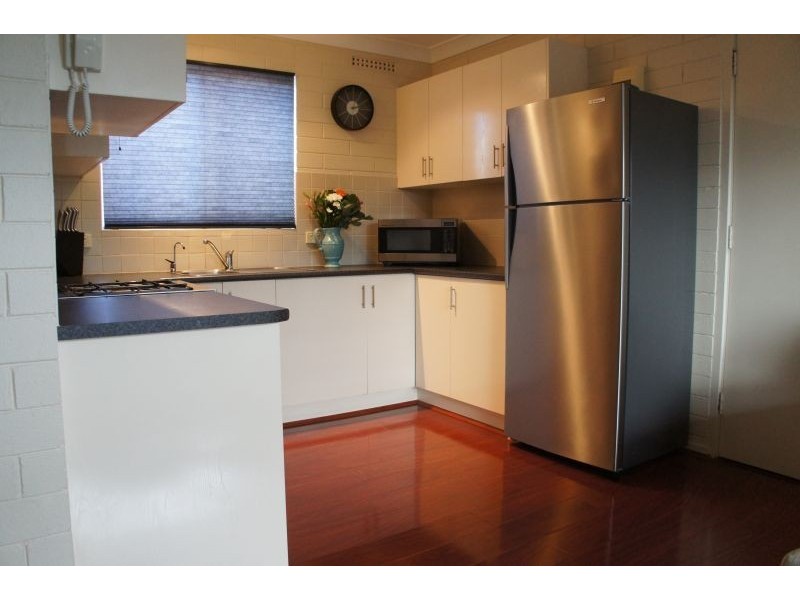 1/39 Stonehouse Avenue (unit is on Curzon St), Camden Park SA 5038