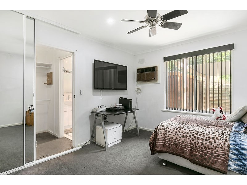 23 Karoona Crescent, Seacombe Heights SA 5047