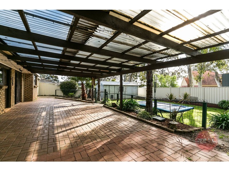 9 Devon Crescent, Happy Valley SA 5159