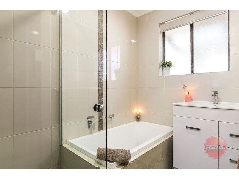 9 Devon Crescent, Happy Valley SA 5159