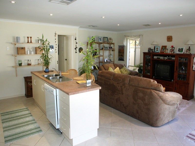 6A Gilmore Crescent, Morphettville SA 5043