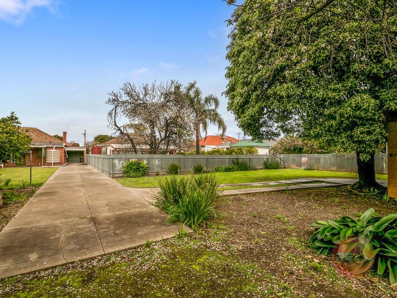 16 Cliff Street, Glenelg East SA 5045
