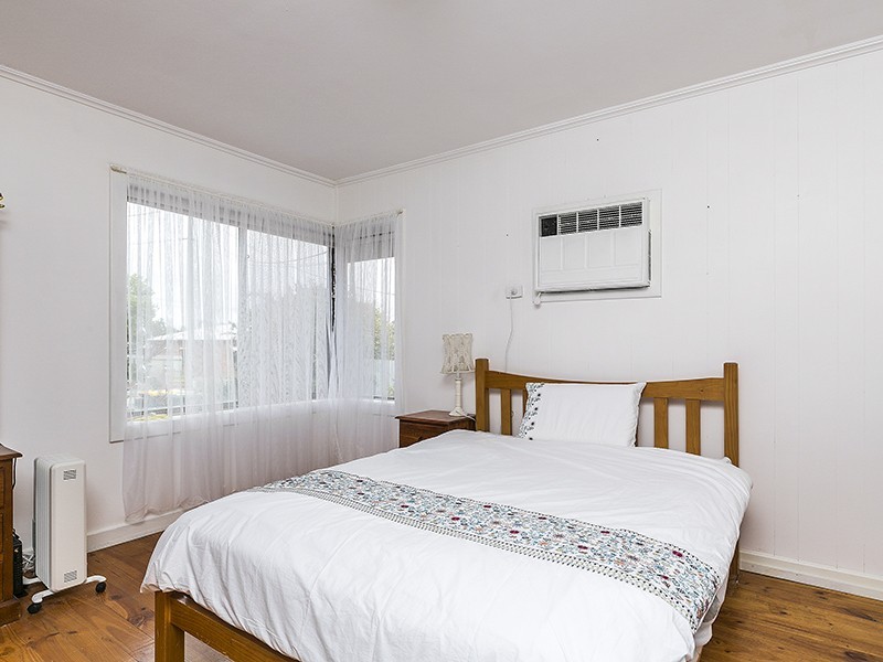 7 Kent Avenue, Seacombe Gardens SA 5047