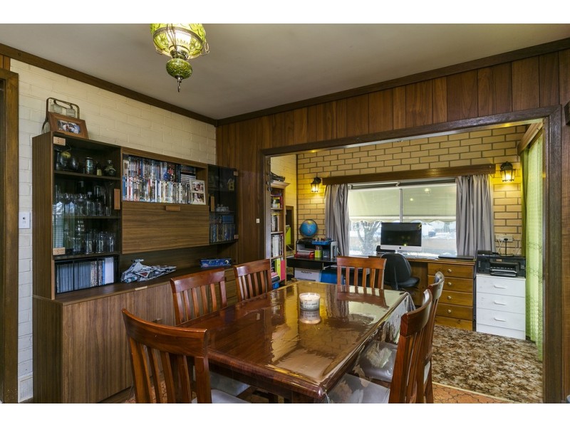 11 Condada Avenue, Park Holme SA 5043