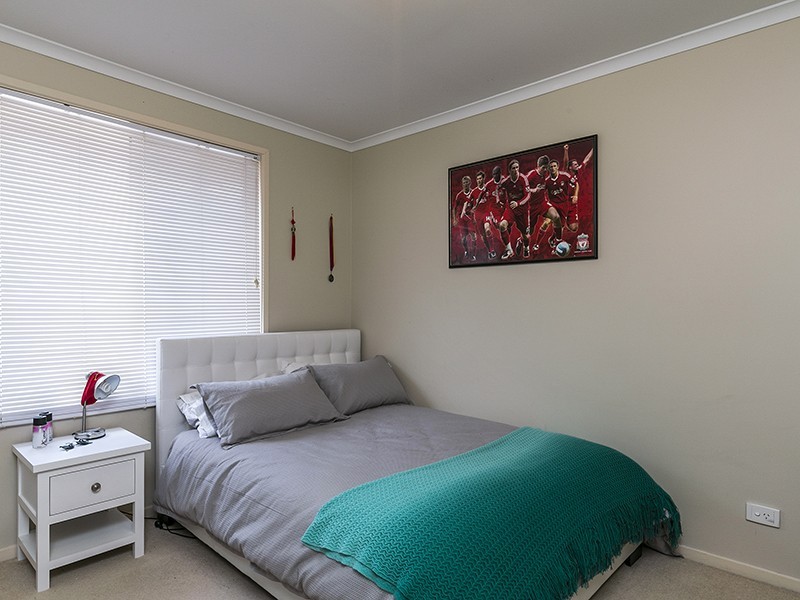 4 Charlton Terrace, Woodcroft SA 5162