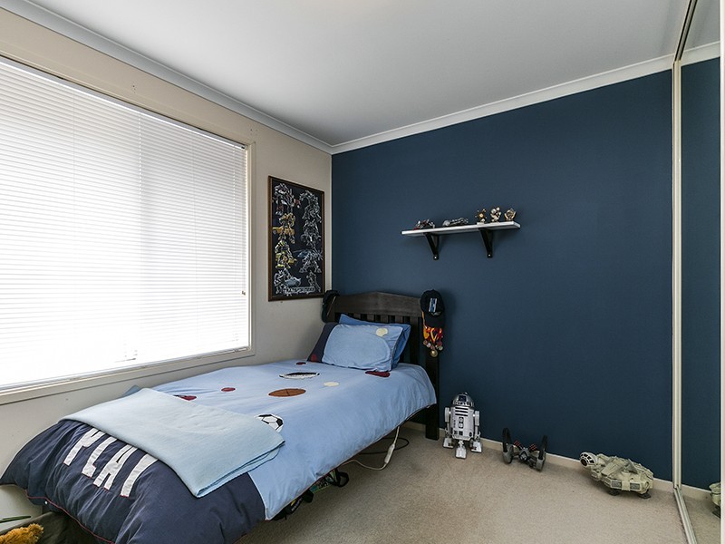 4 Charlton Terrace, Woodcroft SA 5162