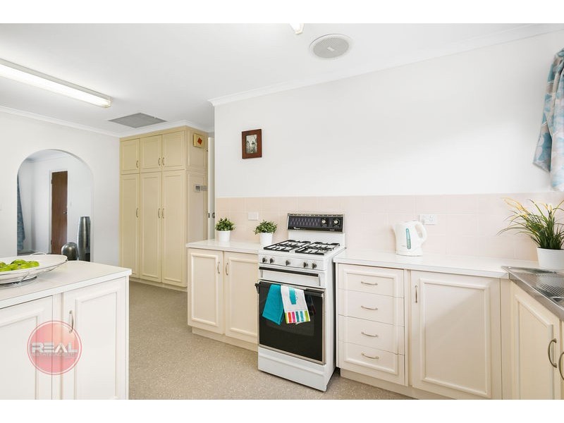 PRETTY GARDEN SETTING, Warradale SA 5046