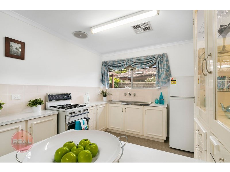 PRETTY GARDEN SETTING, Warradale SA 5046