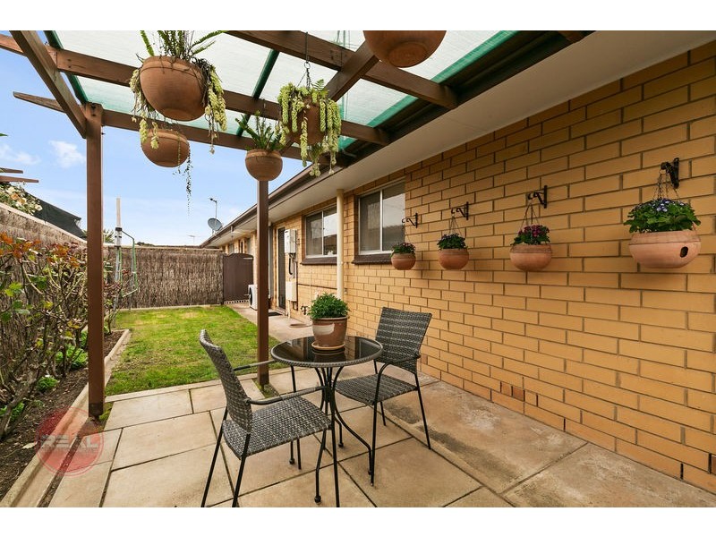 PRETTY GARDEN SETTING, Warradale SA 5046