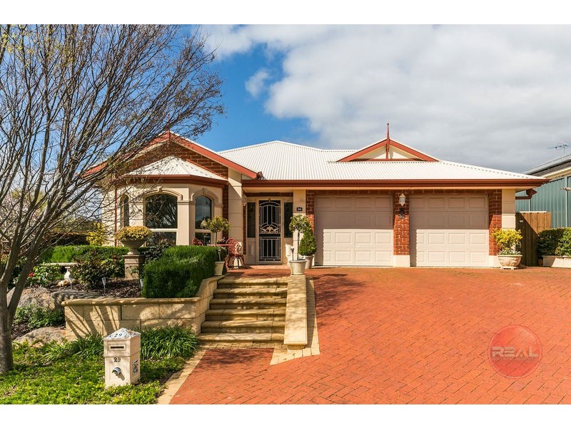 29 Pinnacle Cres, Flagstaff Hill SA 5159