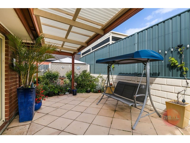 29 Pinnacle Cres, Flagstaff Hill SA 5159