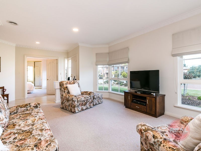 18 Bartlett Drive (Novar Terraces Estate), Novar Gardens SA 5040