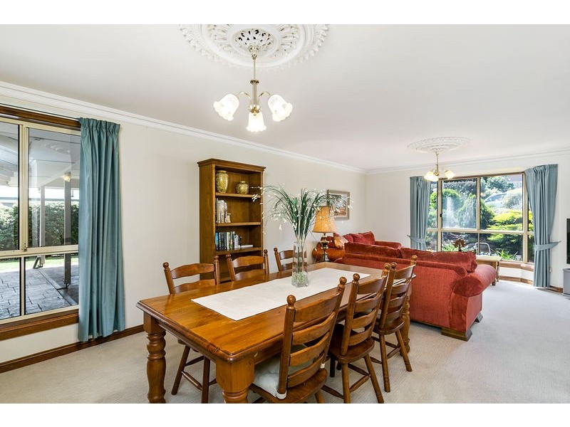 21 Wooding Avenue, Woodcroft SA 5162