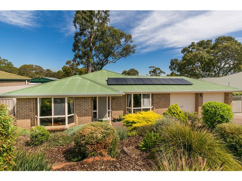 21 Wooding Avenue, Woodcroft SA 5162