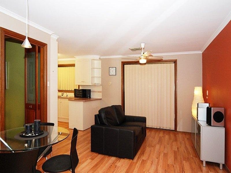 33 Taylors Road, Aberfoyle Park SA 5159