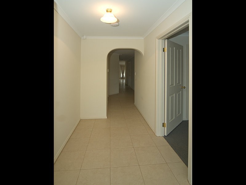 13 Blossom Court, Direk SA 5110