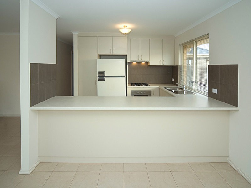 13 Blossom Court, Direk SA 5110