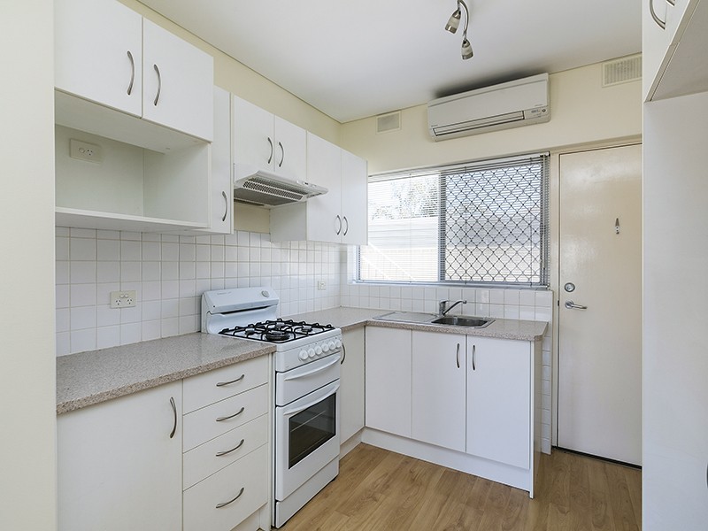 2/30 Nunyah Avenue, Park Holme SA 5043