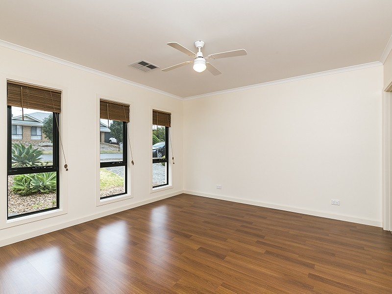 IMPOSING STYLE EXECUTIVE LIFESTYLE, Dover Gardens SA 5048