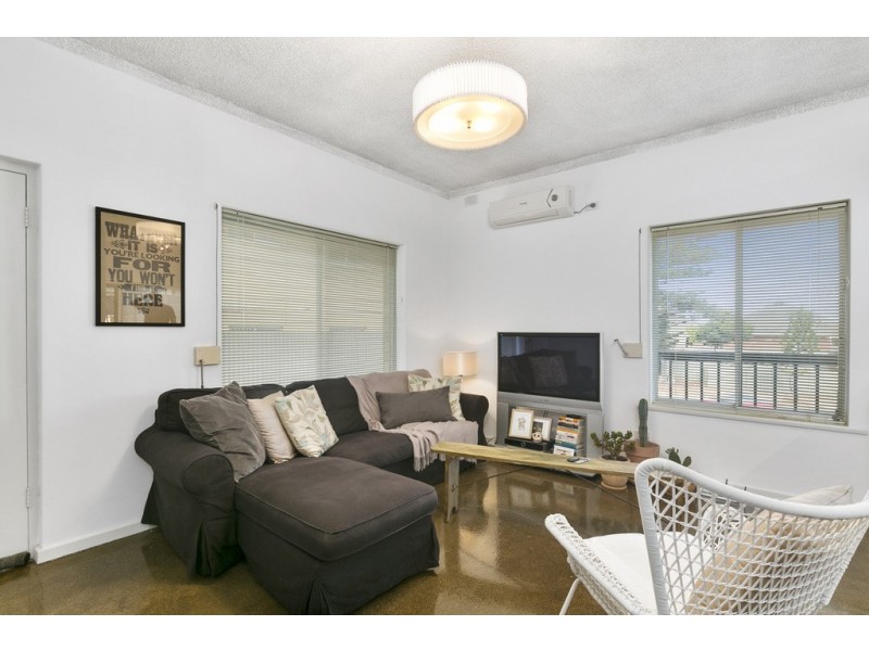 8/172 Seaview Road, Henley Beach South SA 5022