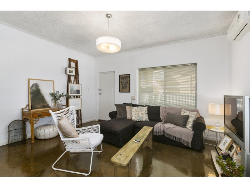 8/172 Seaview Road, Henley Beach South SA 5022