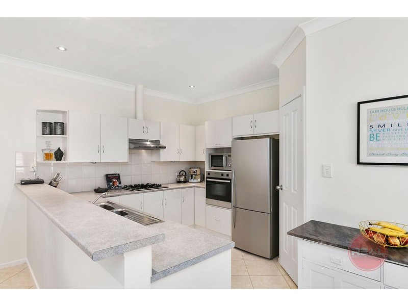 5a Davidson Avenue, Park Holme SA 5043