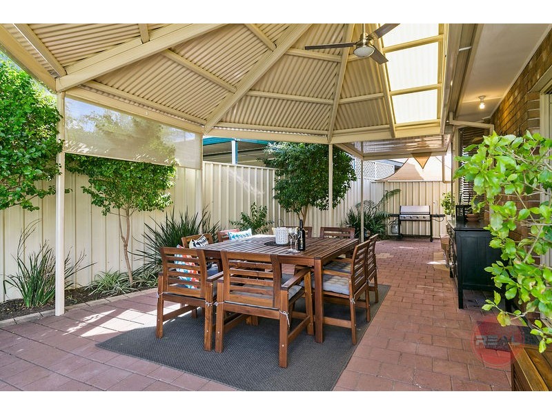 5a Davidson Avenue, Park Holme SA 5043