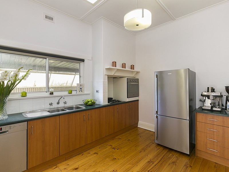 6 Fulton Street, Glenelg North SA 5045