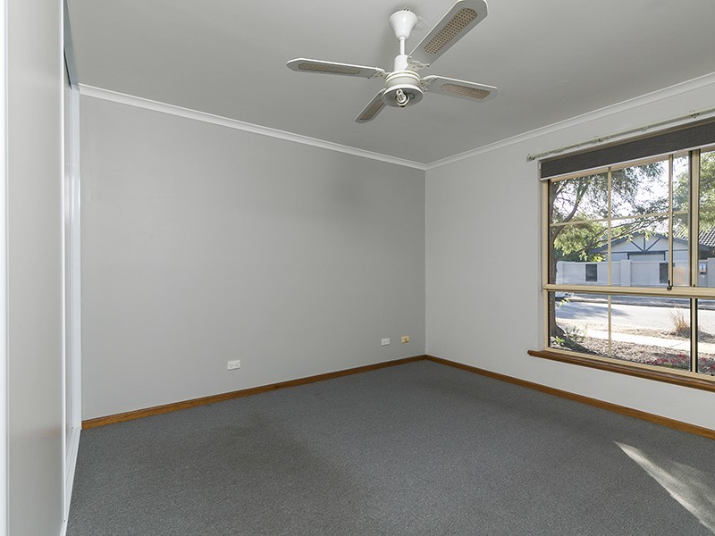 2/18 Bowaka Street, Park Holme SA 5043