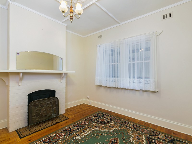 1 Farr Street, Woodville North SA 5012