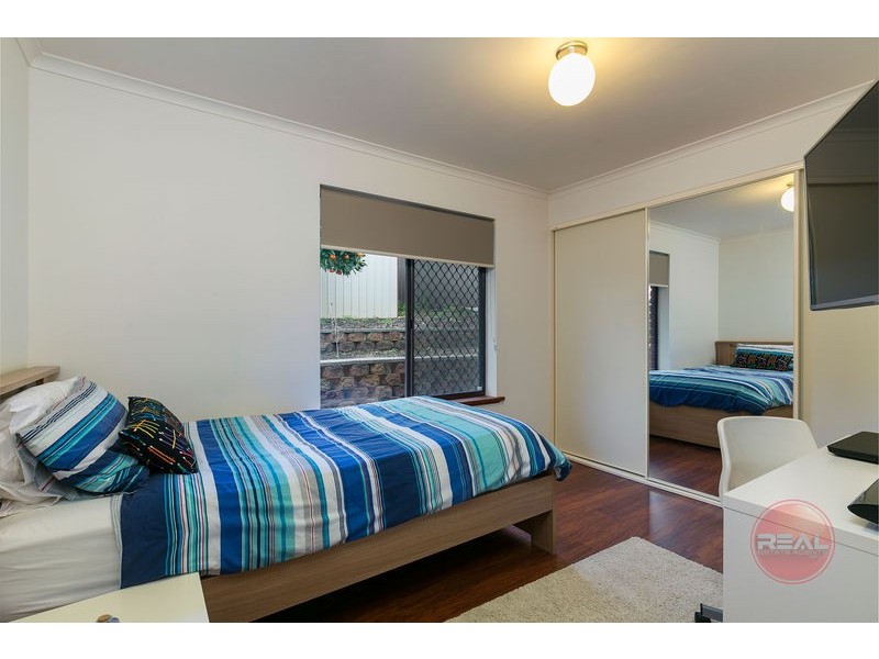 2 Tigress Drive, Hallett Cove SA 5158