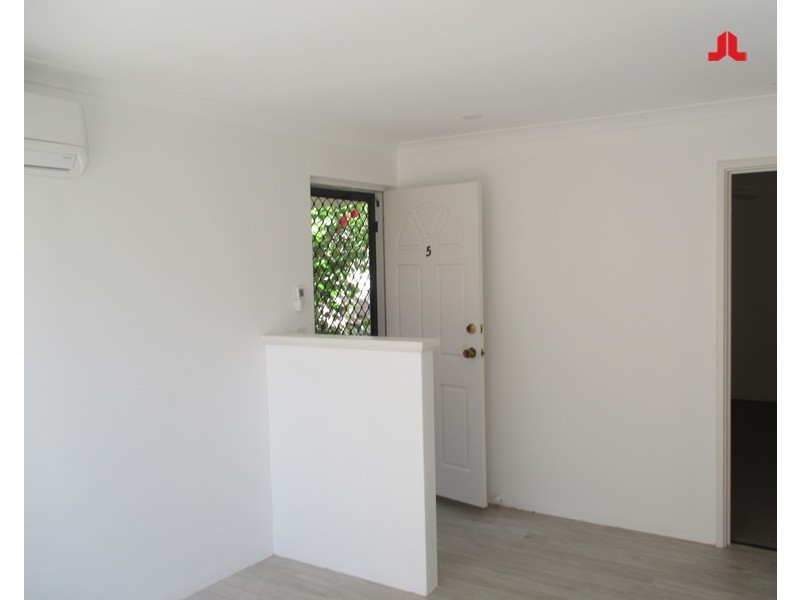 5/52 Gnangara Drive, Waikiki WA 6169