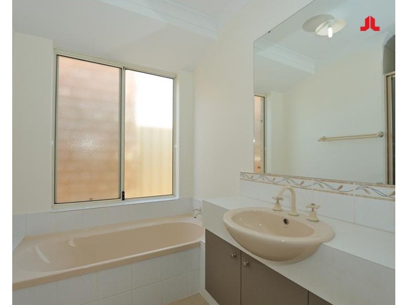 114C Safety Bay Road, Shoalwater WA 6169