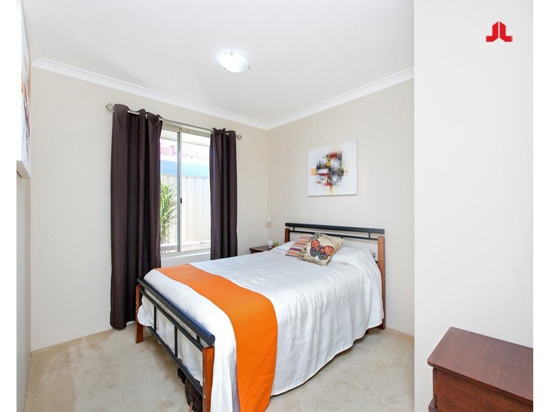 16 Swallow Grove, Waikiki WA 6169