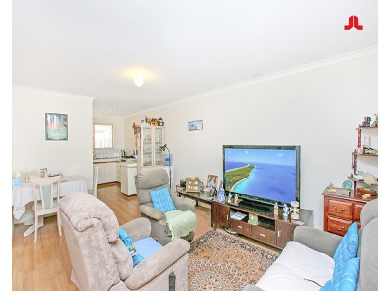 Unit 4/16 Hefron Street, Rockingham WA 6168