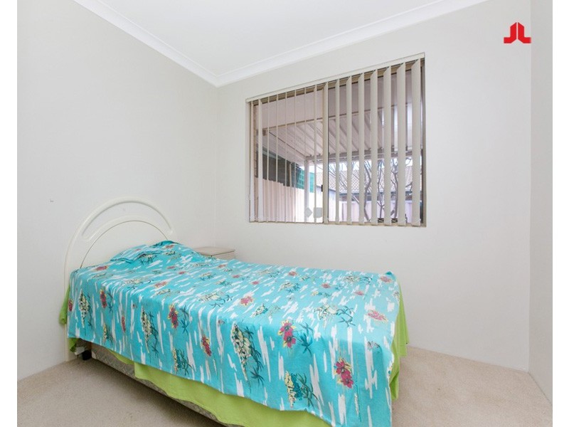 Unit 4/16 Hefron Street, Rockingham WA 6168