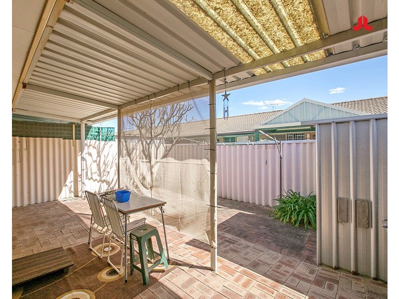 Unit 4/16 Hefron Street, Rockingham WA 6168