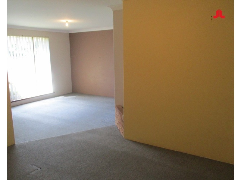 13 Ludlow Way, Warnbro WA 6169