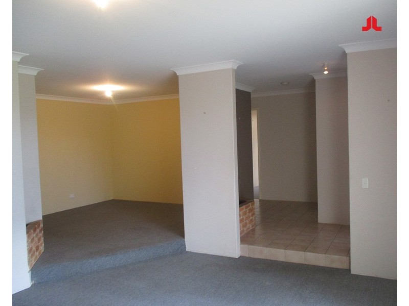 13 Ludlow Way, Warnbro WA 6169