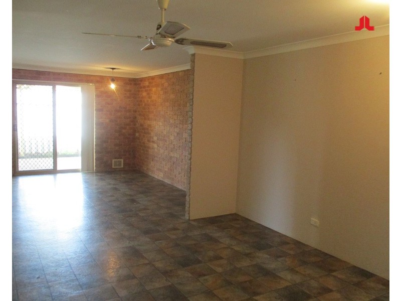 13 Ludlow Way, Warnbro WA 6169