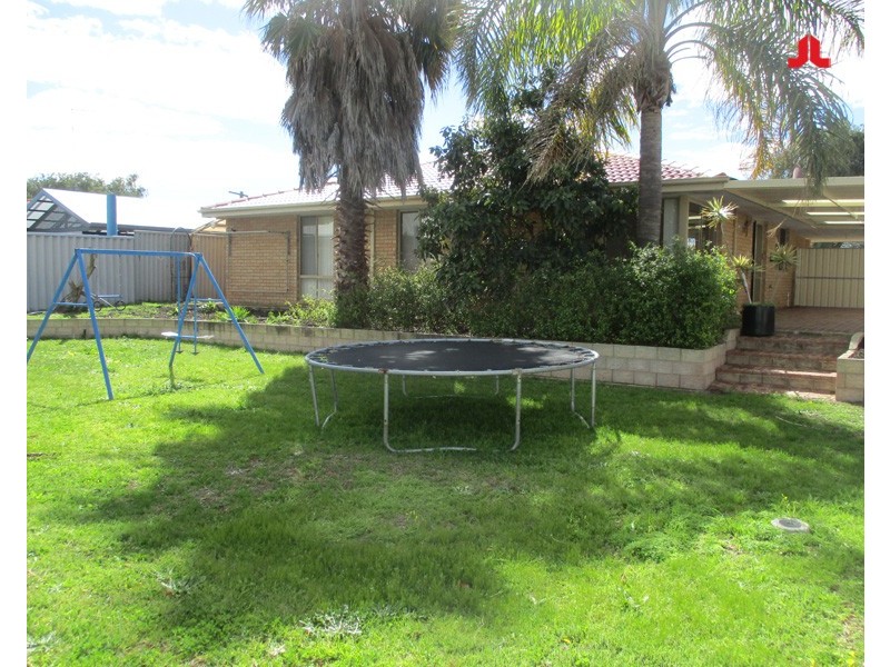 13 Ludlow Way, Warnbro WA 6169