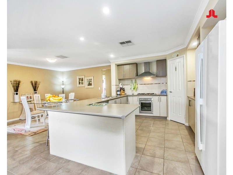 120 Harrington Waters Drive, Waikiki WA 6169