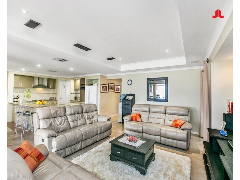 120 Harrington Waters Drive, Waikiki WA 6169