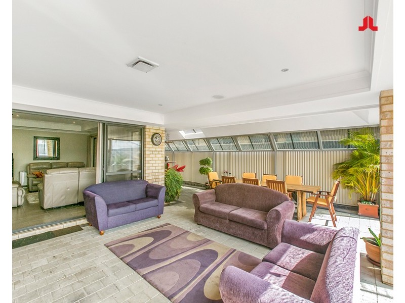 120 Harrington Waters Drive, Waikiki WA 6169