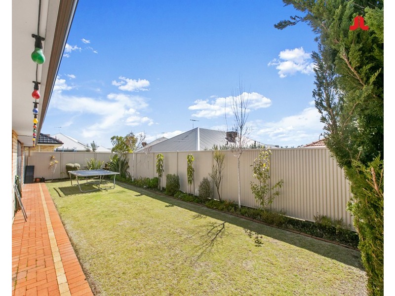 120 Harrington Waters Drive, Waikiki WA 6169